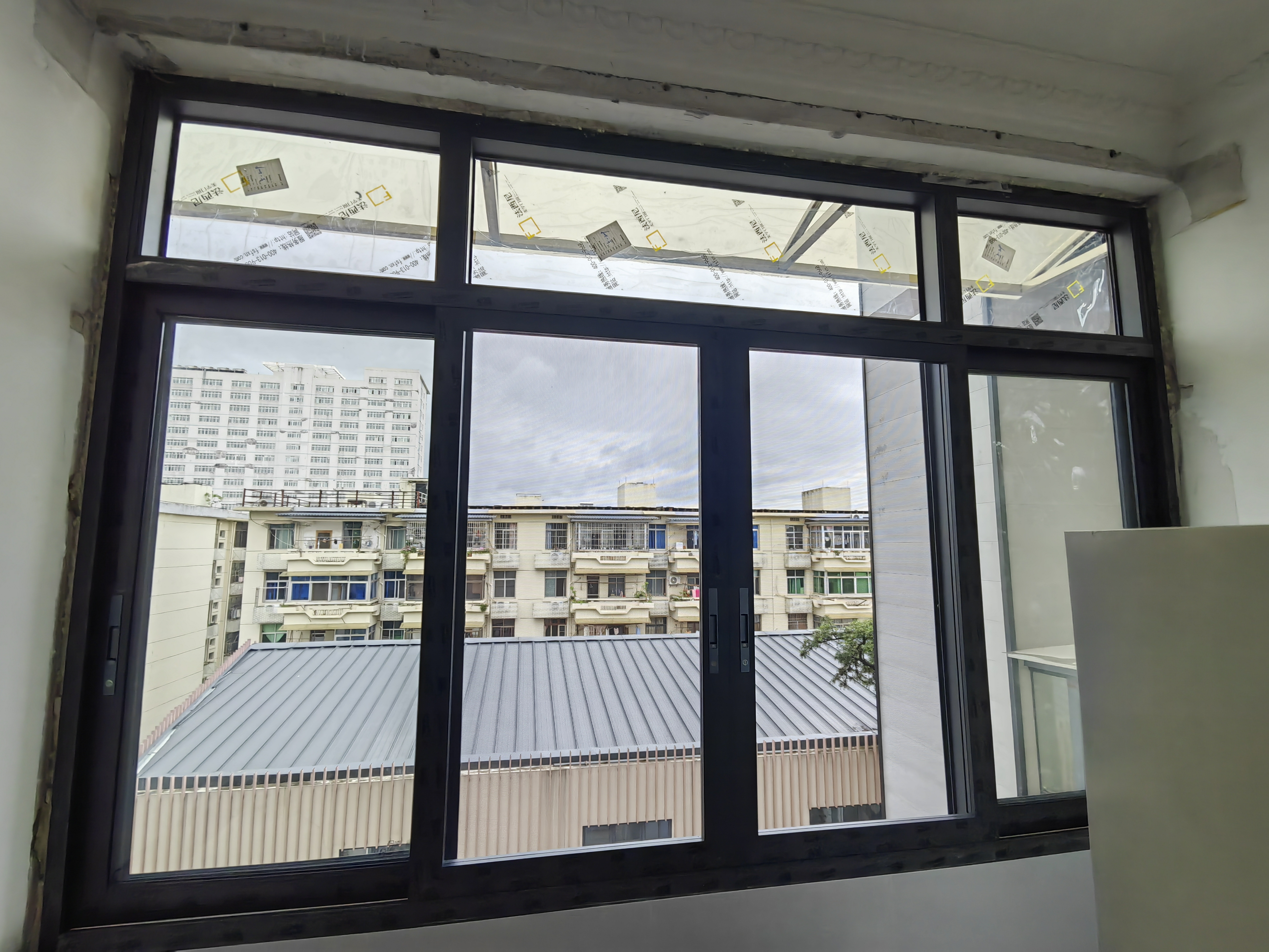 如何判断断桥铝定制门窗制造厂的专业水准？